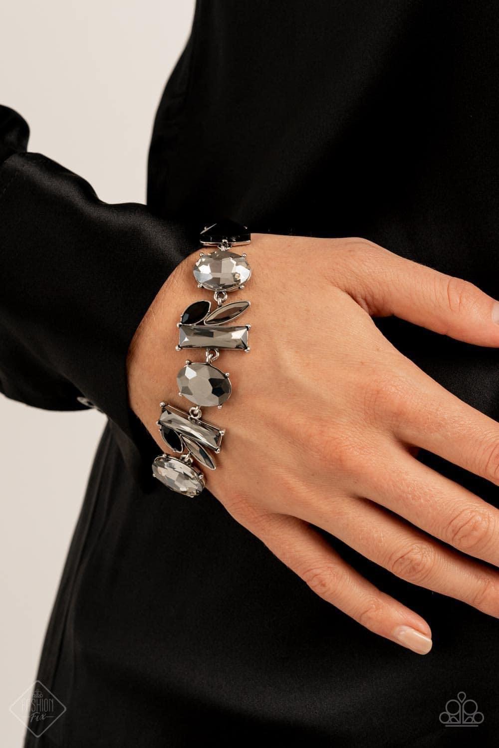 Paparazzi Accessories Magnificent Musings: FF November 2021 The Magnificent Mile in Chicago is where we pulled our inspiration for the Magnificent Musings collection. With a range of shopping venues, the Magnificent Mile is a hub for classic trends with u