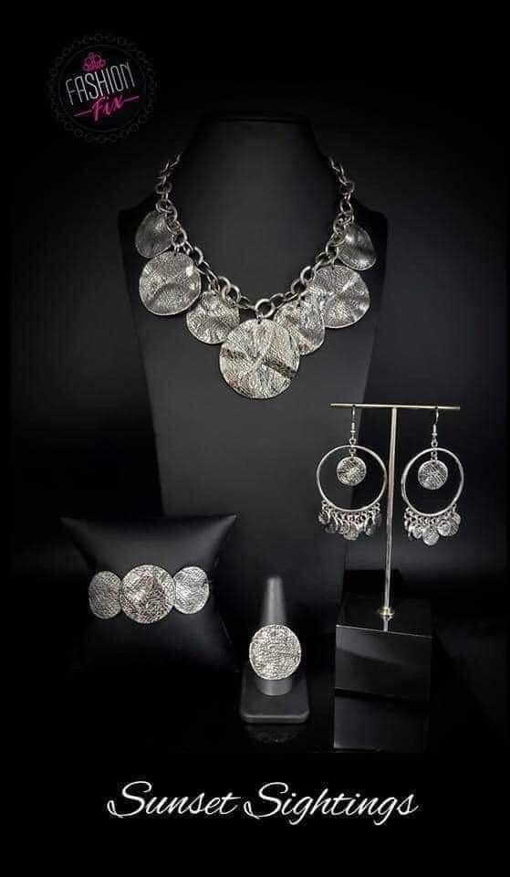 Paparazzi Accessories Sunset Sitings: FF June 2020 Trendsetters are sure to gravitate towards the accessories found in the Sunset Sightings collection. Featuring more drastic designs, bold colors, and funky combinations found outside the box, the pieces o