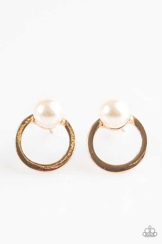 Paparazzi Accessories Glam Dunk - Gold A classic white pearl dots the top of a glistening gold circle, creating a refined frame. Earring attaches to a standard post fitting. Jewelry