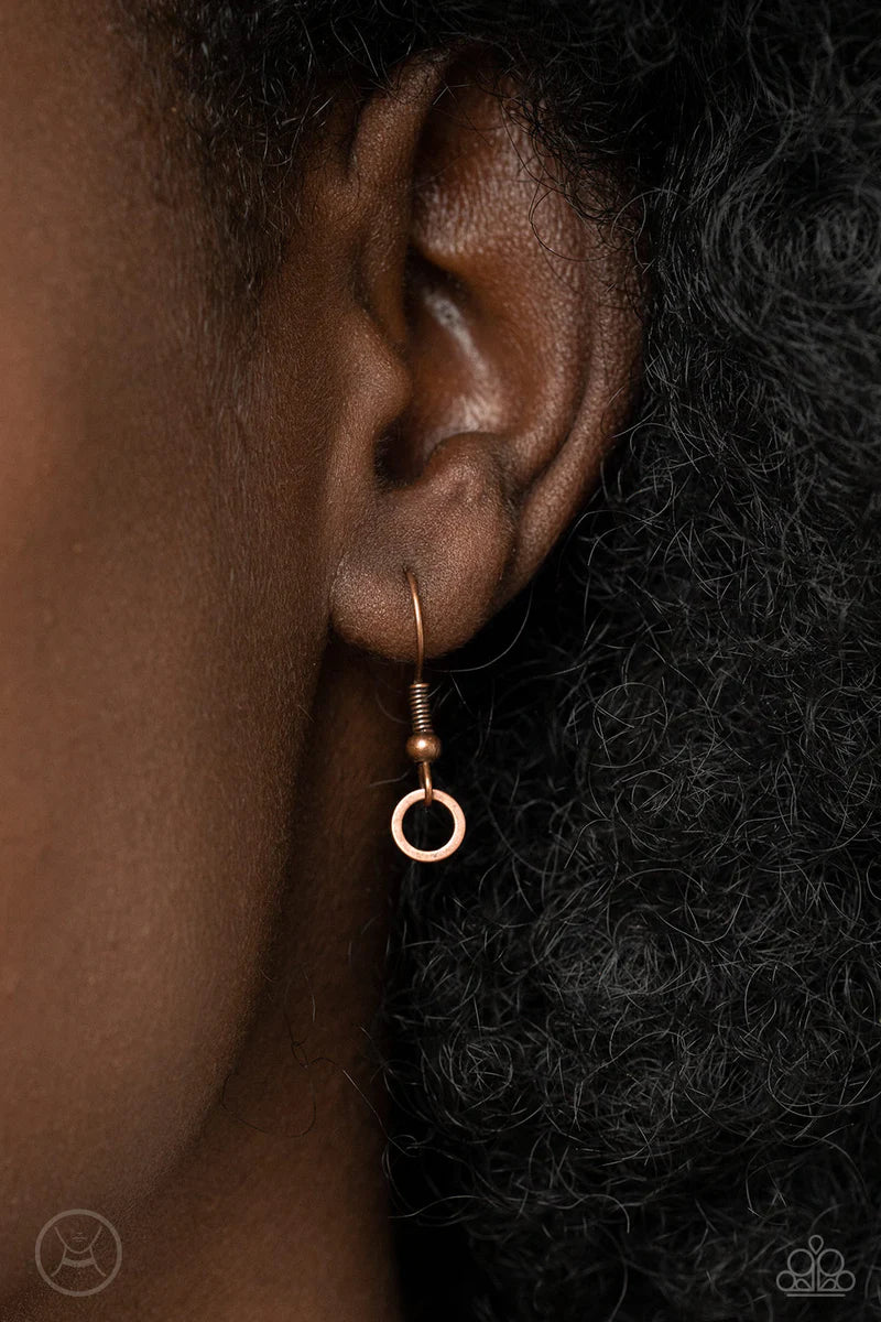 Paparazzi Accessories Keepin’ It Chic - Copper Dainty copper rings alternate with pinched copper links around the neck, creating a chic minimalist inspired look. Features an adjustable clasp closure. Sold as one individual choker necklace. Includes one pa